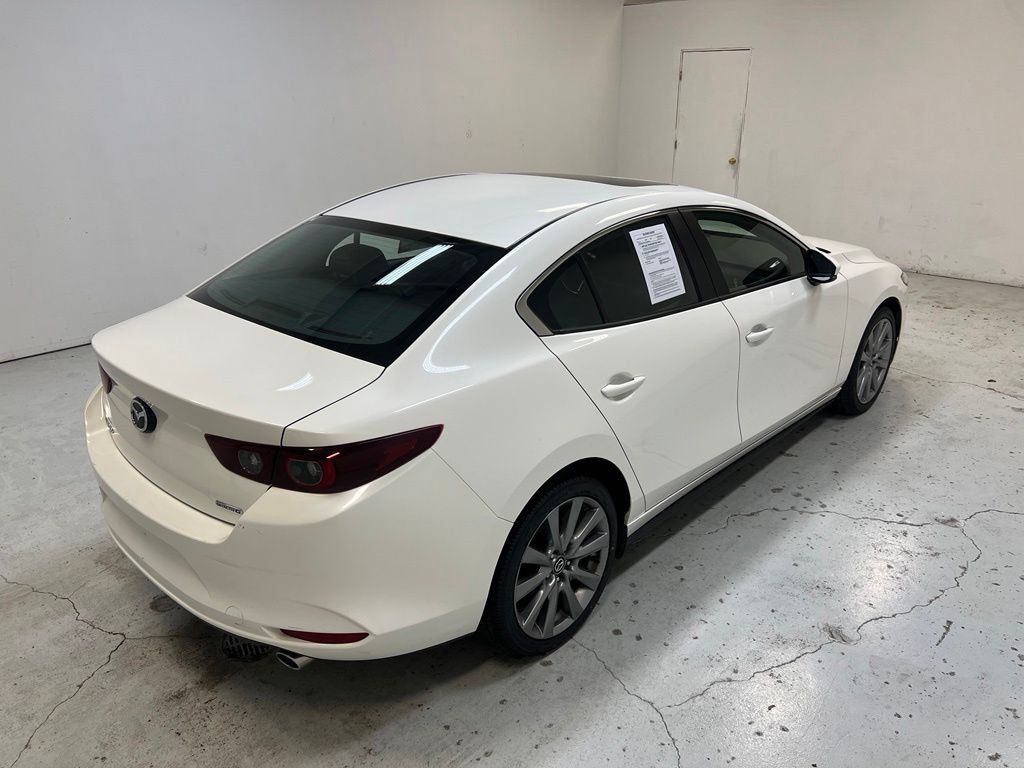 Used 2025 MAZDA MAZDA3 s FWD image 3