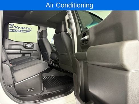 Used 2022 Chevrolet Silverado 1500 Custom w/ Safety Confidence Package AWD/4WD image 18