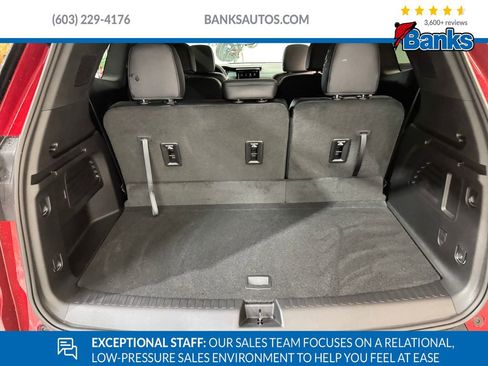 New 2026 GMC Acadia AT4 image 7