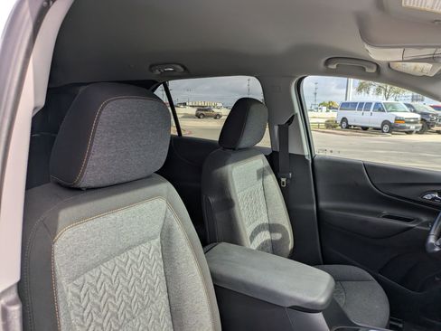Certified 2022 Chevrolet Equinox LT image 29