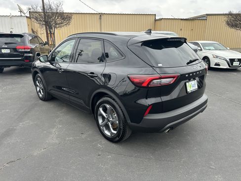 Used 2025 Ford Escape ST-Line image 5