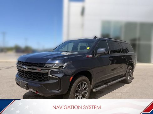 Used 2022 Chevrolet Suburban Z71 w/ Z71 Off-Road Package AWD/4WD image 2
