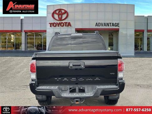 Used 2021 Toyota Tacoma TRD Sport w/ TRD Premium Sport Package image 8