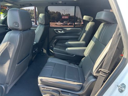 Used 2022 Chevrolet Tahoe RST w/ Luxury Package RWD image 20