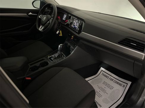 Used 2020 Volkswagen Jetta S image 32