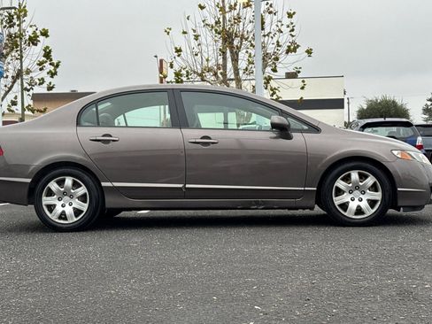 Used 2011 Honda Civic LX image 7
