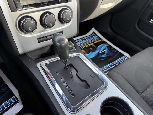 Used 2009 Dodge Challenger SE image 9