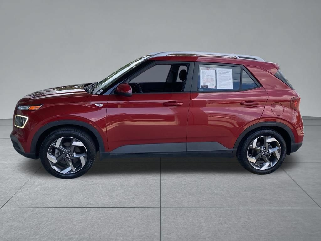 Used 2022 Hyundai Venue Limited FWD image 4