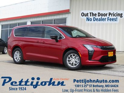 New 2027 Chrysler Pacifica Select