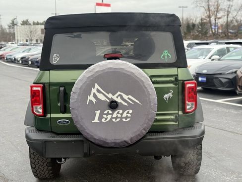 Used 2022 Ford Bronco Black Diamond image 6