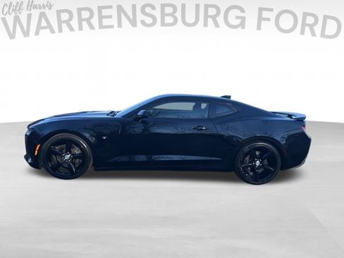 Used 2017 Chevrolet Camaro SS image 4