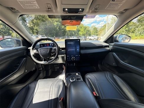 Certified 2021 Ford Mustang Mach-E Premium image 13