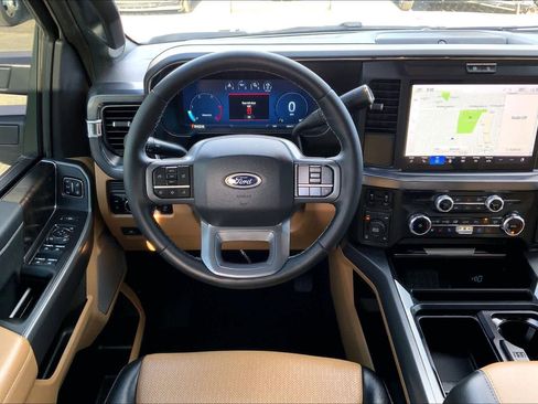 Certified 2025 Ford F250 Lariat w/ Chrome Package image 6