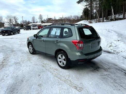 Used 2016 Subaru Forester 2.5i w/ Alloy Wheel Package image 7