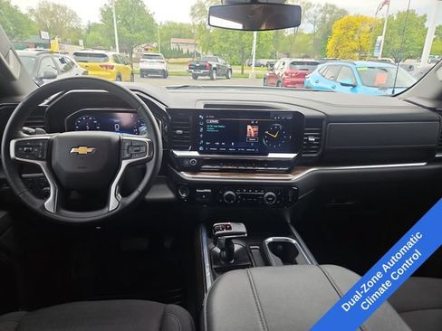 Used 2023 Chevrolet Silverado 1500 LT AWD/4WD image 13