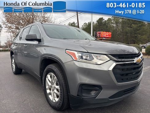 Used 2020 Chevrolet Traverse LS image 1