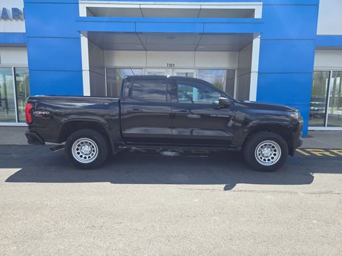 Certified 2023 Chevrolet Colorado W/T w/ WT Convenience Package AWD/4WD image 16