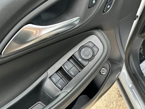 New 2026 Buick Encore GX Avenir w/ Avenir Technology Package image 11