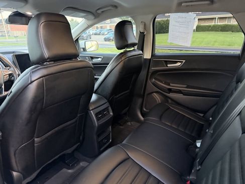 Used 2021 Ford Edge SEL AWD/4WD image 18