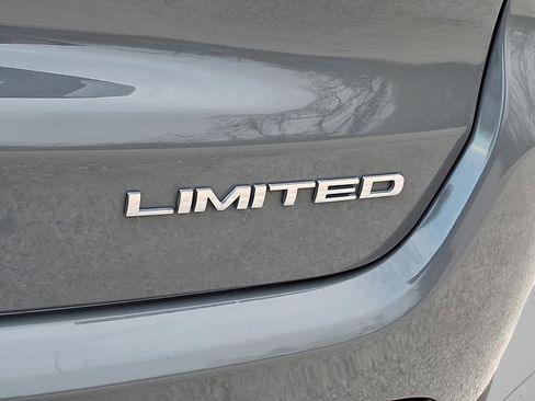 Certified 2022 Jeep Compass Limited image 25