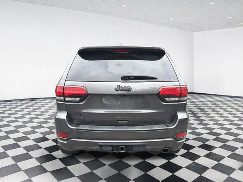 Used 2018 Jeep Grand Cherokee Altitude AWD/4WD image 5