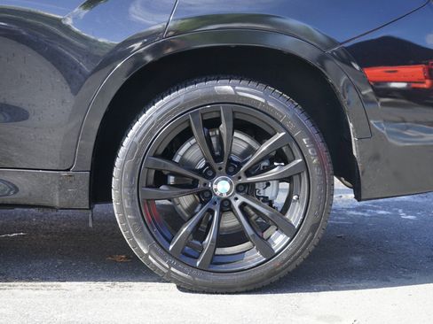 Used 2019 BMW X6 sDrive35i w/ M Sport Package image 12