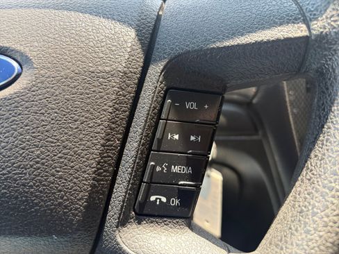 Used 2009 Ford Fusion SE FWD image 14