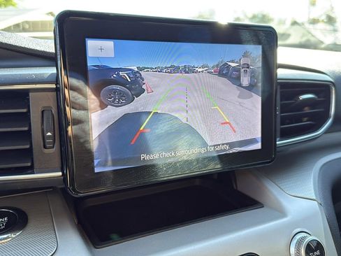 Certified 2023 Ford Explorer XLT w/ Equipment Group 202A image 15