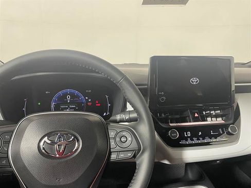 New 2026 Toyota Corolla SE FWD image 15