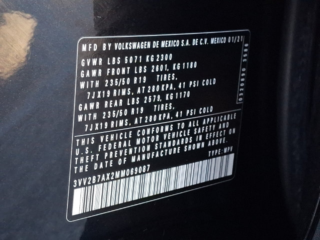 Used 2021 Volkswagen Tiguan SEL AWD/4WD image 28