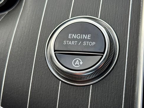New 2026 Mercedes-Benz C 43 AMG 4MATIC Sedan image 28