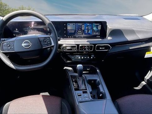New 2026 Nissan Sentra SR FWD image 5