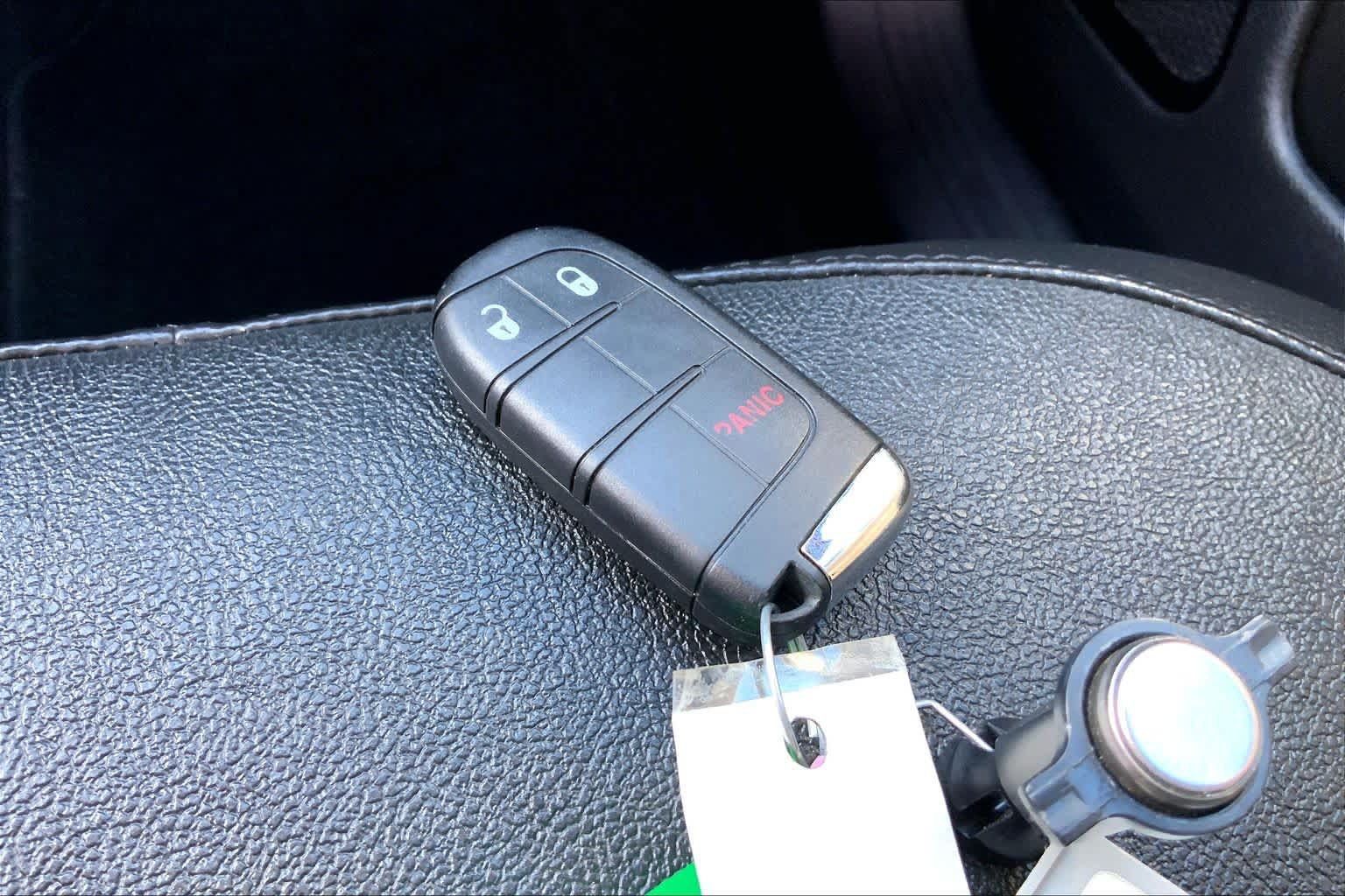 Used 2023 Jeep Compass Limited AWD/4WD image 14