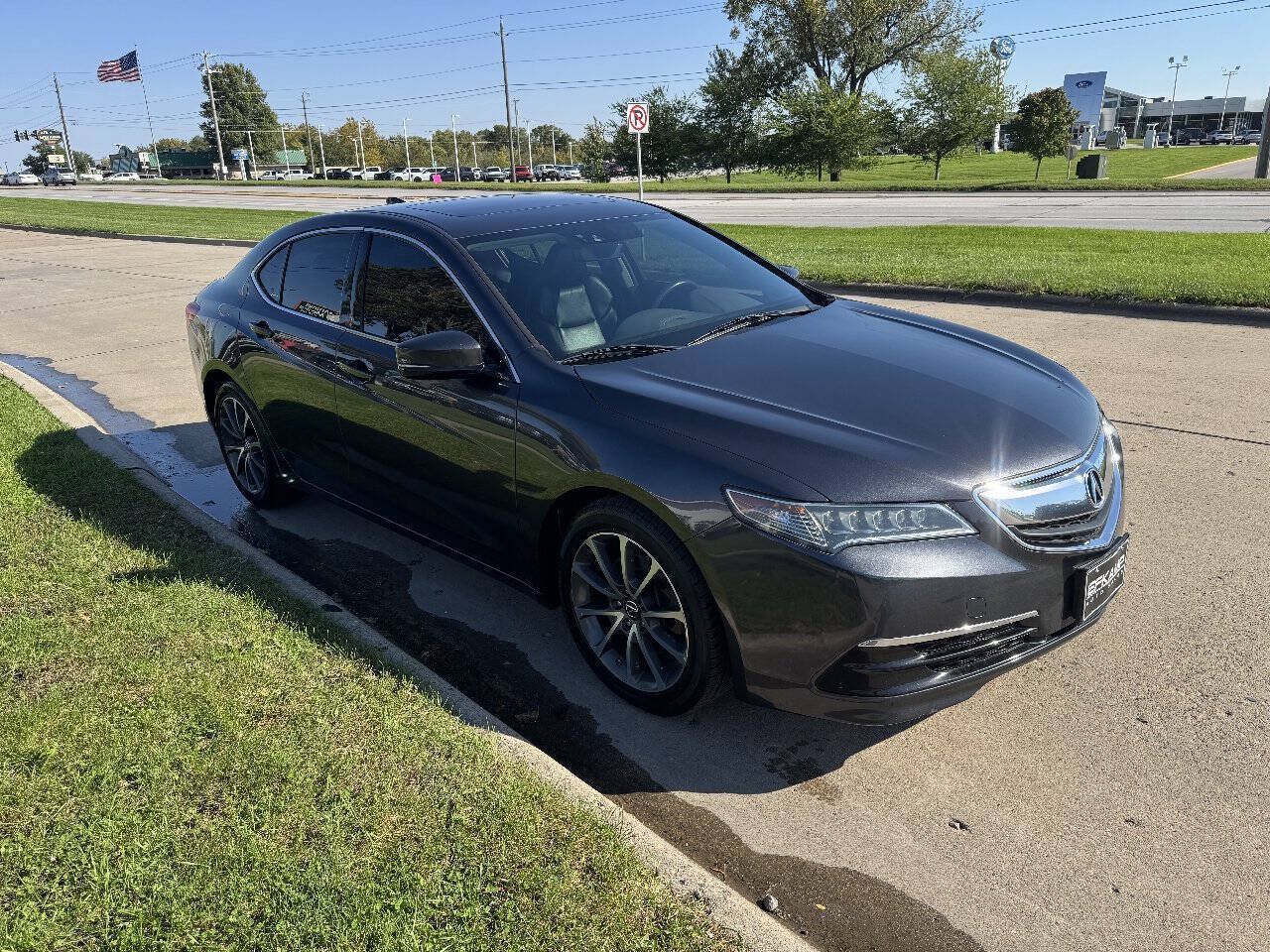 Used 2016 Acura TLX w/ Technology Package AWD/4WD image 7