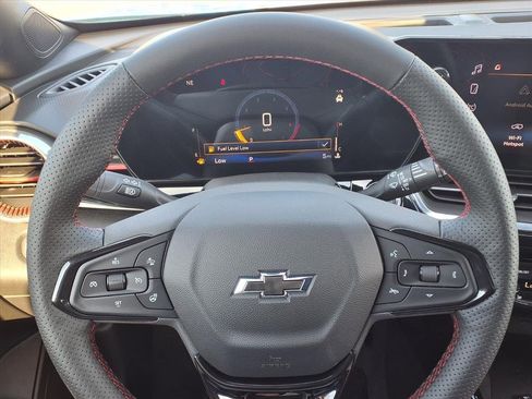 New 2026 Chevrolet Trax RS w/ Sunroof Package image 19