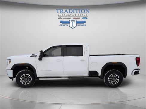 Used 2023 GMC Sierra 2500 SLE w/ SLE Value Package; image 2
