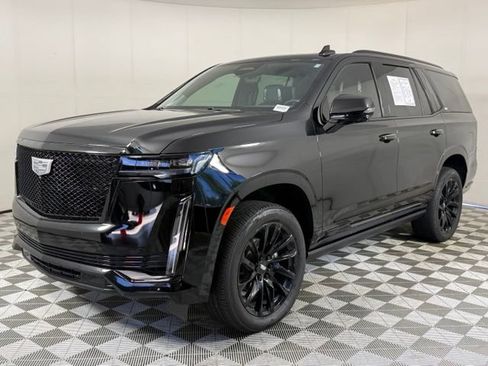 Certified 2024 Cadillac Escalade Sport Platinum w/ LPO, ONYX Package AWD/4WD image 2