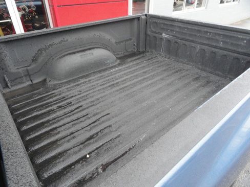 Used 2005 Dodge Ram 1500 Truck SLT image 11