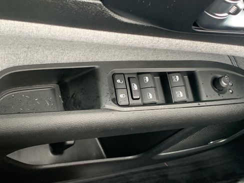 Used 2022 Jeep Compass Latitude w/ Sun and Sound Group image 22