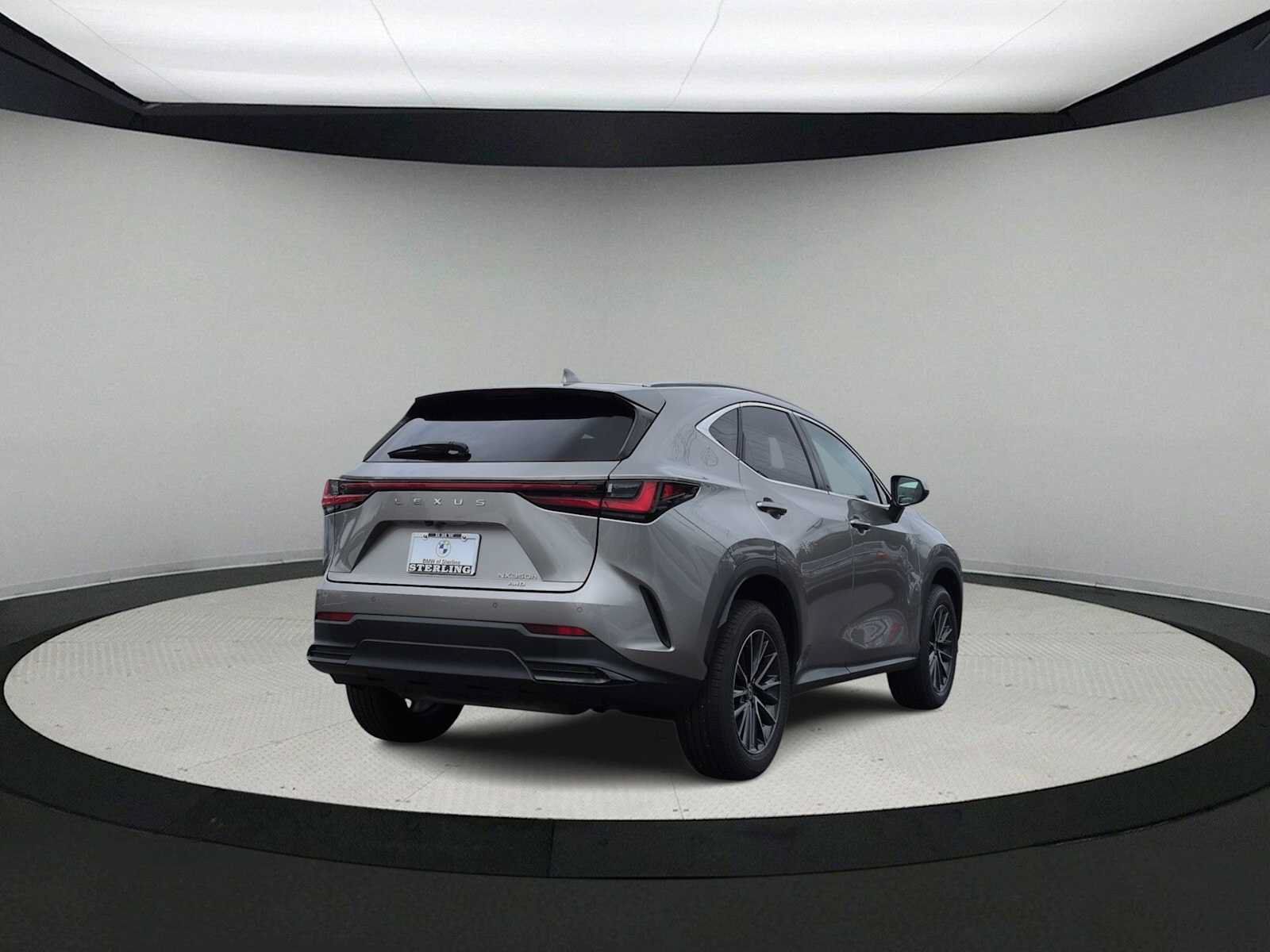 Used 2024 Lexus NX 350h AWD image 8