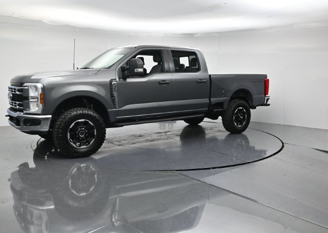 Used 2025 Ford F350 XLT w/ Tremor Off-Road Package AWD/4WD image 5