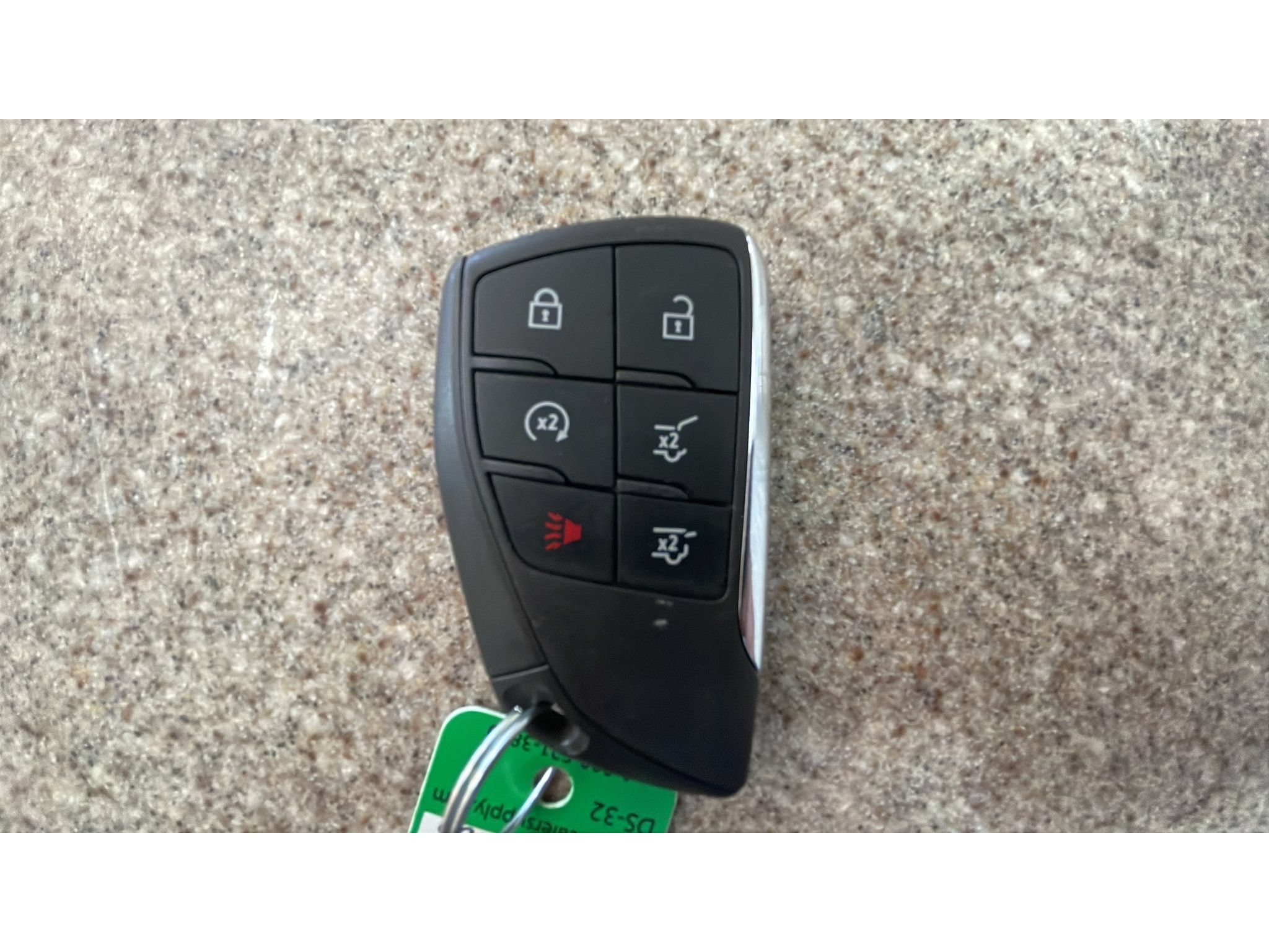 Used 2024 Chevrolet Tahoe High Country AWD/4WD image 19