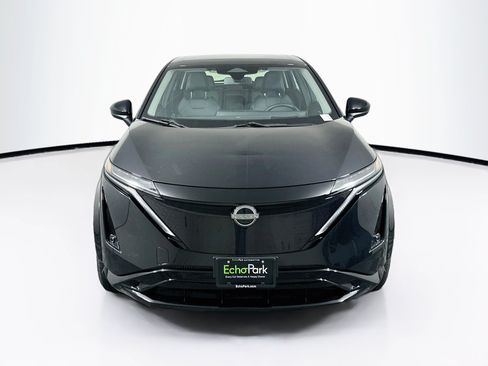 Used 2023 Nissan Ariya FWD image 2