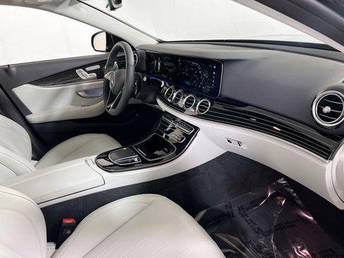 Used 2023 Mercedes-Benz E 350 4MATIC Sedan image 30