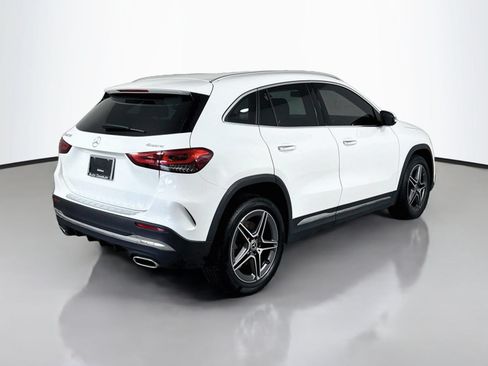 Used 2023 Mercedes-Benz GLA 250 4MATIC image 9