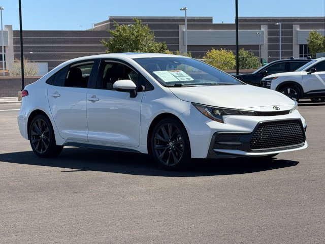 Used 2020 Toyota Corolla SE w/ SE Premium Package FWD image 9