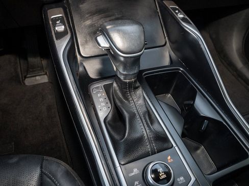 Used 2022 Kia Sorento S w/ Panoramic Sunroof Package image 11