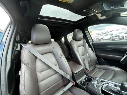 Used 2023 MAZDA CX-5 Signature image 28