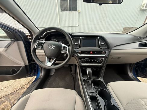 Used 2019 Hyundai Sonata SE FWD image 17