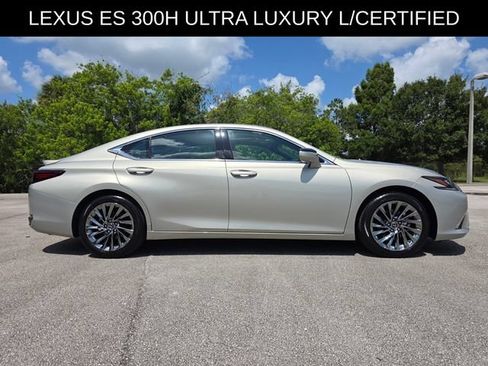 Used 2024 Lexus ES 300h Ultra Luxury w/ Accessory Package (Z1) FWD image 2